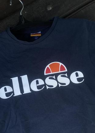 Топ  кроп футболка ellesse