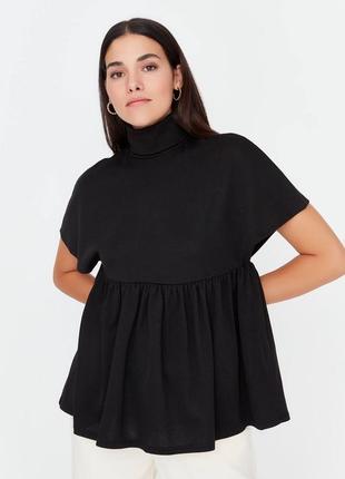 Чорний джемпер з високою горловиною з коротким рукавом zara 🛍️1+1=3🛍️