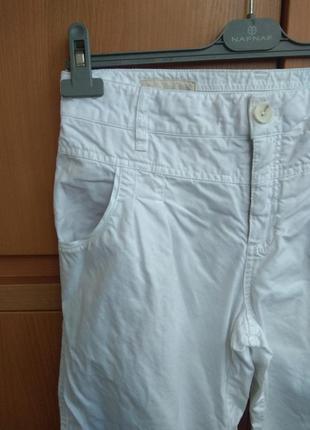 Шикарные белые  джины брюки бананы котон3 фото