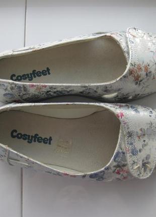 Туфлі,босоніжки cosyfeet,р.37 устілка 24см шкіра6 фото