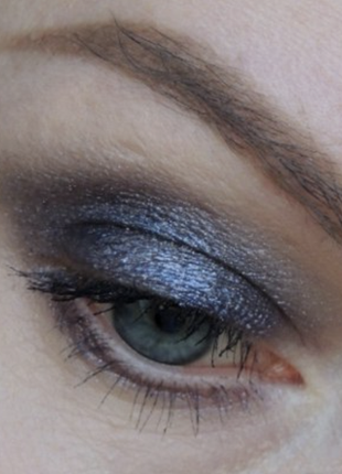 Essence melted chrome eyeshadow в 03 оттенка6 фото