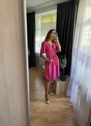 Платье из прошивки, розовое платье с вышивкой от бренда vero moda2 фото