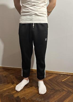Штани adidas