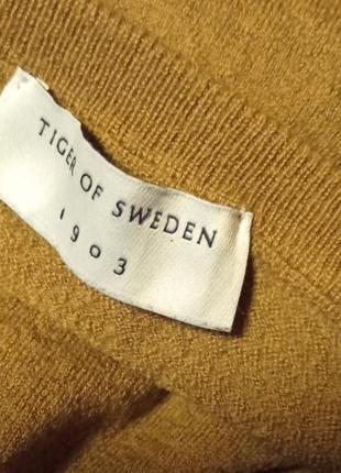 100% шерстяной нежный базовый свитерик tiger of sweden,p.l4 фото