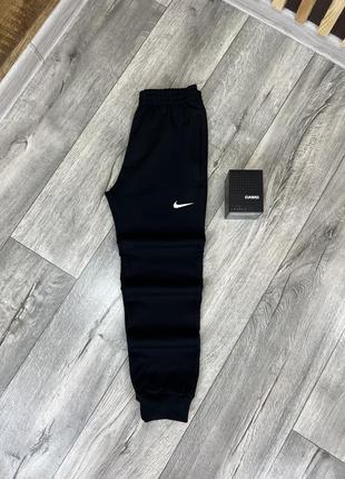 Спортивные штаны nike1 фото