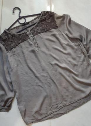 Блуза с кружевной вставкой размер l, m, италия7 фото