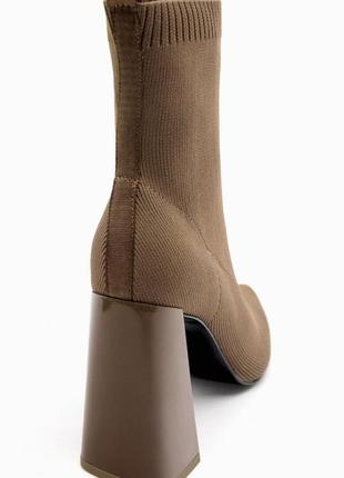 Текстильні еластичні черевики чоботи ботильйони на підборах zara зара