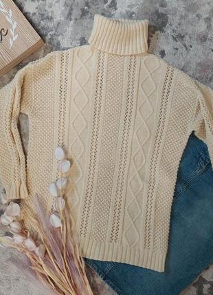 Молочный свитер с косами под горло (38-40 размер)