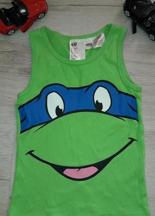 Крута,дуже яскрава футболка h&m