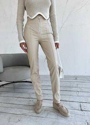 Кожаные леггинсы брюки с имитацией бикини, эко кожа на замшевой основе1 фото