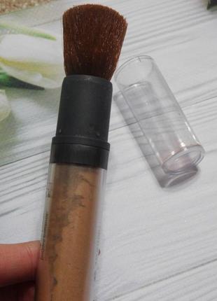 Пудра в кисті сяюча the body shop brilliance powder