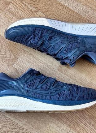 Кроссовки saucony shoes 44 размера в идеальном состоянии4 фото
