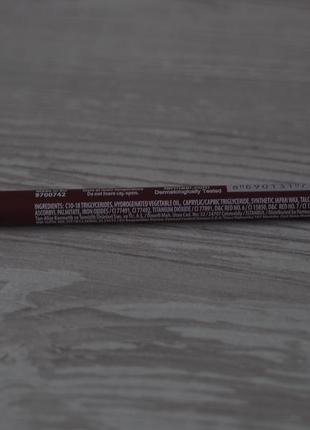 Олівець для губ 212 farmasi10 фото