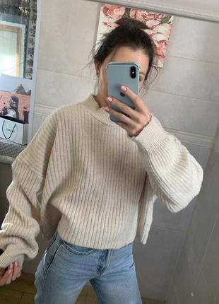 Свитер новый stradivarius 9