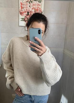 Свитер новый stradivarius 10