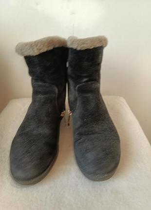Жіночі зимові черевики з натуральної шкіри3 фото
