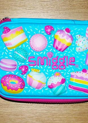 Каркасный пенал корпусный smiggle, англия