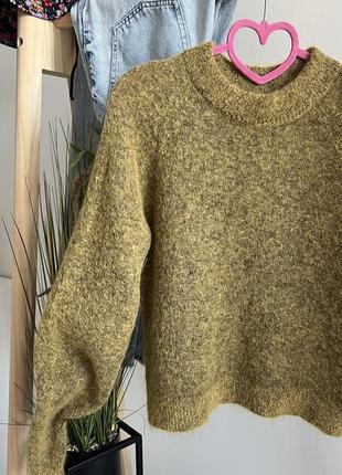 Натуральный оливковый свитер из мохера h&amp;m4 фото