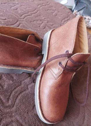 Шкіряні ботінки clarks