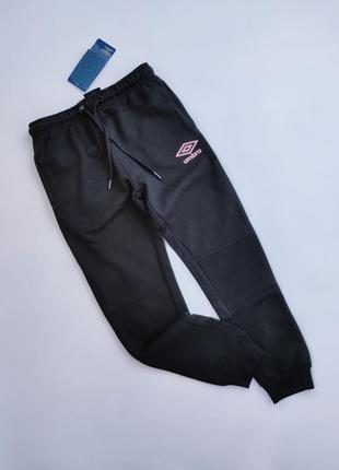 Теплые зимние спортивные штаны на флисе с начесом umbro 122, 146, 152