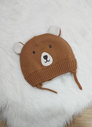 Тепла в’язана шапка медведик хлопчику на 12-18 міс