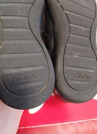 Качественные удобные кожаные фирменные туфли бренда clark's8 фото