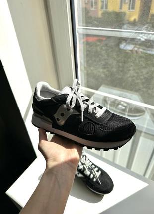 Saucony
