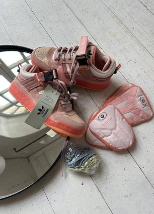 Популярные кроссовки adidas Blueprinting