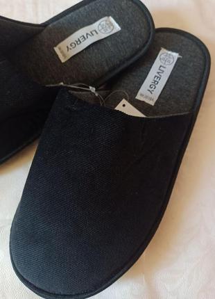Домашние мягкие тапочки мужские livergy 40-41 (маломерные). черные тапочки 1129