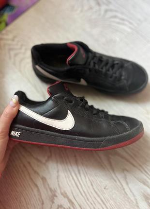 Кросівки шкіра nike орігінал