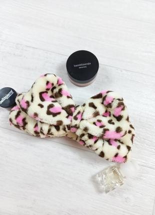 Жіноча пов'язка косметична