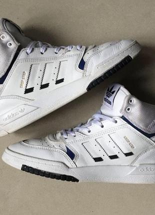 Кроссовки adidas оригинал2 фото