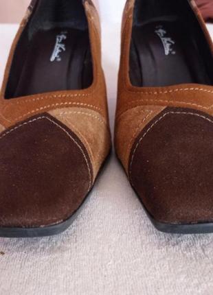 Стильні замшеві туфлі від німецького бренда3 фото