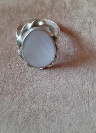 Кольцо с натуральным камнем