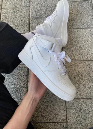 Зимние кроссовки nike air force 1 mid white fur