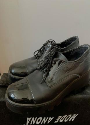 Ботинки, ботинки (натуральная кожа) на тракторной платформе1 фото