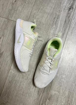 Nike renew run кроссовки в зал4 фото