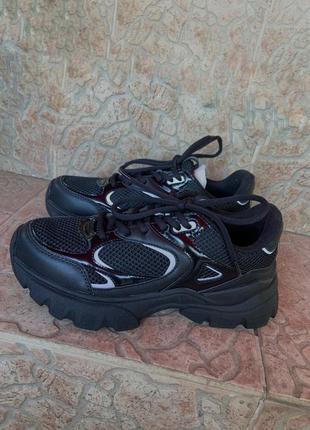 Крутые комфортные светоотражающие кроссовки на массивной подошве в от бренда h&amp;m sneakers robuste ♥️4 фото