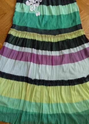 Дуже красива сукня з кольоровою фатіновою спідницею та завищеною талією розміру s6 фото