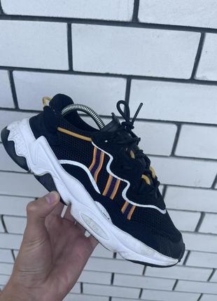 Кроссовки adidas ozweego