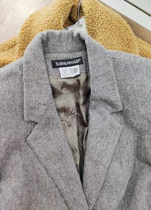Оригинальный актуальный двубортовый блейзер, пиджак, жакет на пуговицах, с плечичками savanna.6 фото