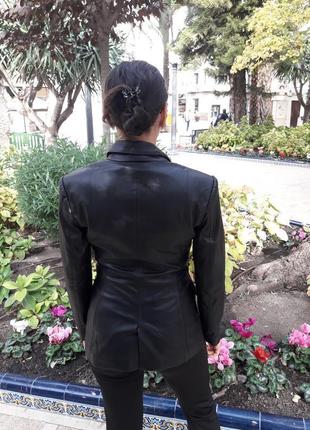 Пиджак zara из искусственной кожи8 фото