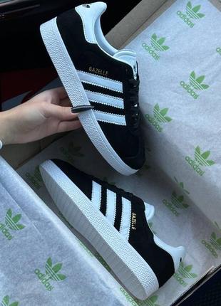 Кросівки adidas