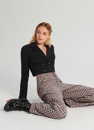 Піджак crop двобортний чорний