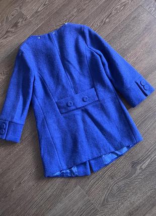 Пальто пиджак ярко синее3 фото