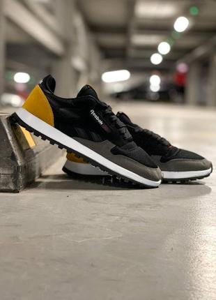 Reebok classic black yellow кроссовки2 фото