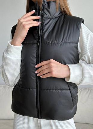 Супер классная жилетка ткань : плащевка наполнитель : силикон 200 размера : 42, 44, 46 цвета : мокко, белый, бежевый, черный фото реал!