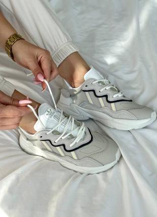 Кроссовки adidas ozweego