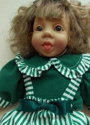 Очень красивая характерная кукла (клеймо-pakos)35см.германия
