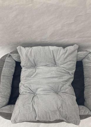 Лежанка з подушкою - м'яке ліжко для собак та котів світло-сірий  60*45*10 см5 фото
